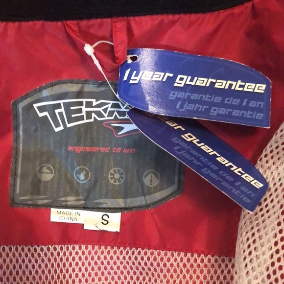 Teknic otisca red / black rain jacket with reflective back stripe. New! - Picture 10 of 14